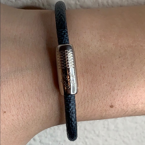 Louis Vuitton Bracelet - Picture 3 of 7